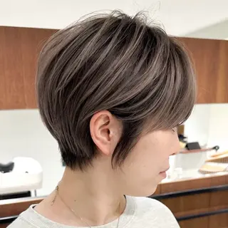 ショート カラー ショート特化✨ 津々美のヘアスタイル