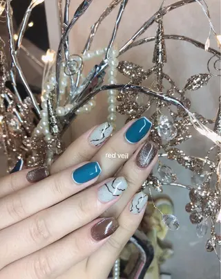 ミディアム ネイル 長さ出し専門 nynaのネイルデザイン