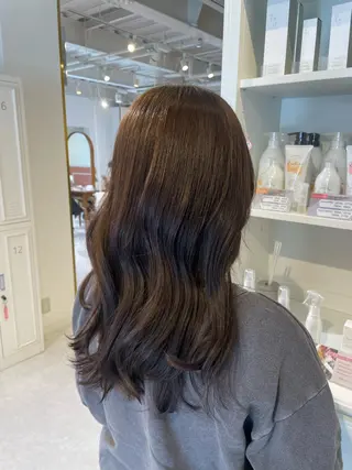 ミディアム カラー 和田 真依のヘアスタイル