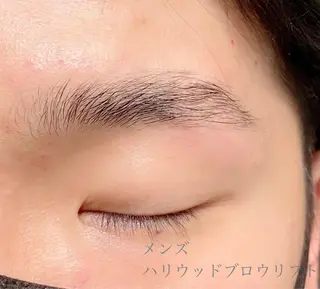 マツエク・マツパ Cheri所属・きし かりんの眉毛・アイブロウイメージ