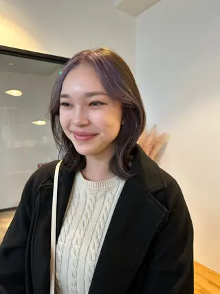 ミディアム yuika .のヘアスタイル