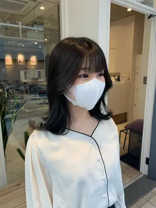 ミディアム カラー 🥀韓国ヘア🥀 宮津真菜のヘアスタイル