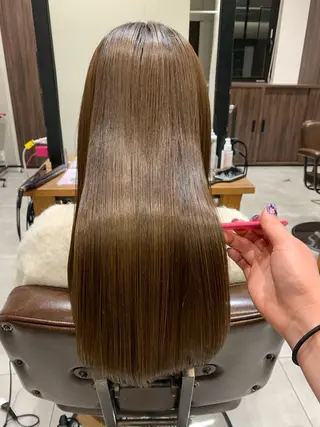 MASHUAtoro所属・梅田美容室／ ときのヘアスタイル