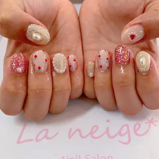 ネイル La neige* yuki 🥯🍑のネイルデザイン