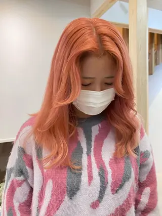 ロング カラー ブリーチなしカラー ダブルカラーエクステのヘアスタイル