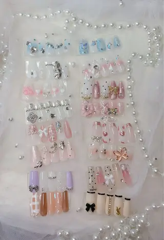 ミディアム Hanaai Salon新大久保店のネイルデザイン