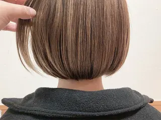 ショート カラー ALO art hair所属・  AYARIのヘアスタイル