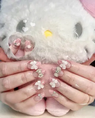 ネイル Tira Nailのネイルデザイン
