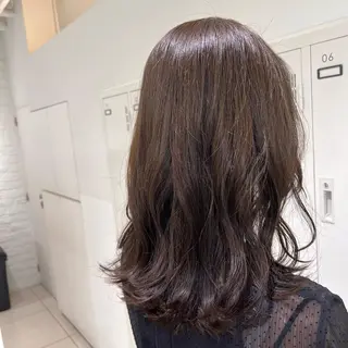 セミロング カラー 【センターパート/ マッシュ】ryokaのヘアスタイル