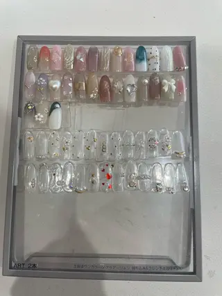 ネイル Lily Beauty天神西通り店所属・坂田 美生のネイルデザイン