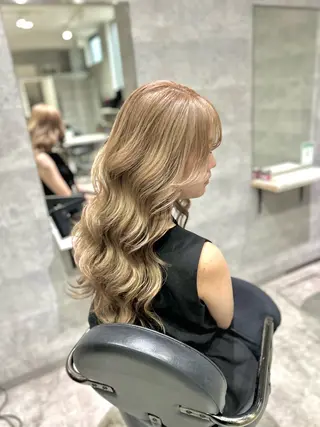 ロング _WHITE難波店[アンダーバーホワイト]所属・艶カラー/髪質改善 /韓国風/中村嘉秀のヘアスタイル