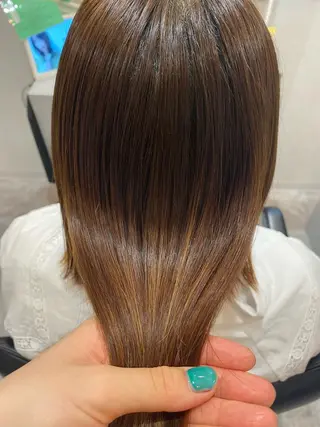 ロング ノンダメージ⭐️ 透明感カラー中田七菜のヘアスタイル