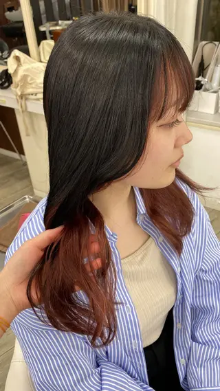 ロング カラー さとう さくらのヘアスタイル