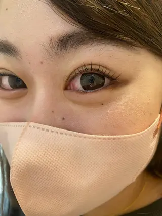 マツエク・マツパ ブリーチなしカラー ダブルカラーエクステのヘアスタイル