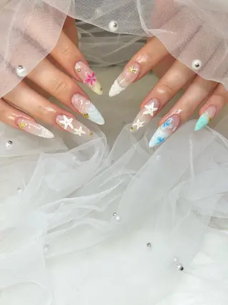 ネイル 【Laule‘a 】のネイルデザイン