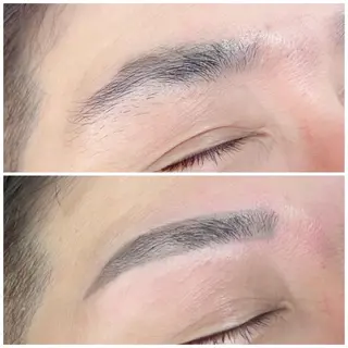 アイブロウ Raffinato 怜奈のネイルデザイン