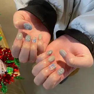 ネイル ﾔｽﾀﾞ ﾐﾅのネイルデザイン