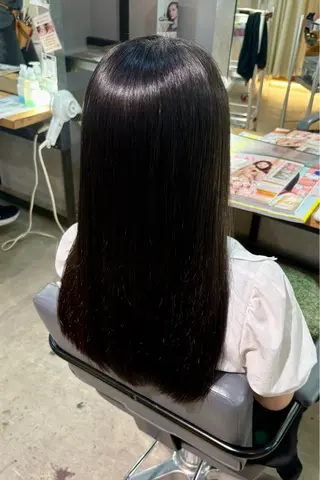ロング 菊地 紗矢のヘアスタイル