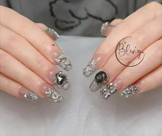 ロング Bling Salonのネイルデザイン