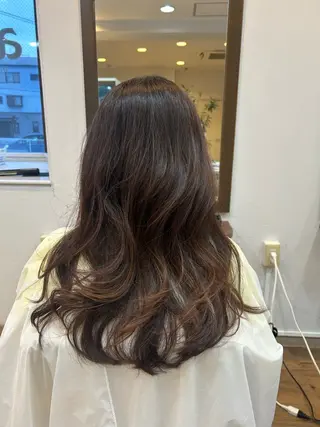 ロング 北山 美穂のヘアスタイル