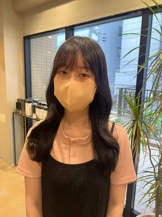 カラー こまつばらみお/レイ ヤー/ダブルカラーのヘアスタイル