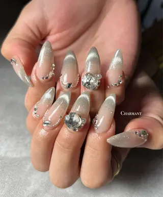 ネイル Minako 【Charmant】のネイルデザイン