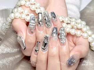 ネイル ✨荒木 🌙のネイルデザイン