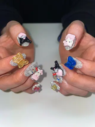 ネイル VENUS BELT AYAKAのネイルデザイン