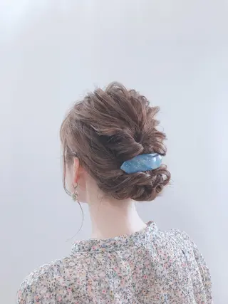 ヘアアレンジ 透明感カラー 山中のヘアスタイル