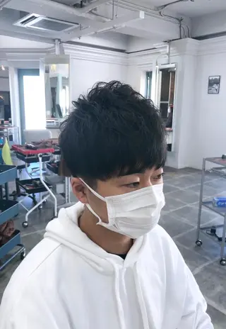 メンズ GLADGE池袋所属・レイヤーカット ショート/宮本洋介のヘアスタイル