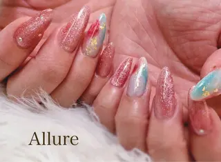 ネイル Allure Yuuのネイルデザイン
