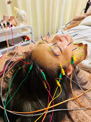 美容鍼灸サロン mahoroba院長のエステ・リラクイメージ