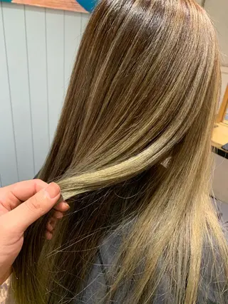 カラー BLUE Hair&Life所属・菊地 良太のヘアスタイル