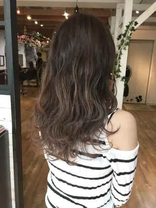 ロング カラー 木下大地 HAIR Oneのヘアスタイル