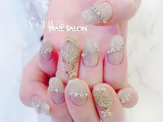 セミロング VENUS Nail ★池袋徒歩2分のネイルデザイン