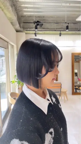 ショート カラー 🩵ボブ/レイヤー /髪質改善🩵のヘアスタイル
