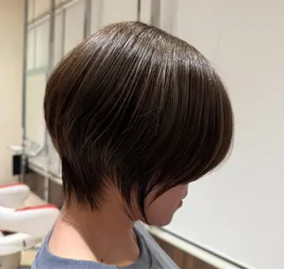 ショート カンノ サトシのヘアスタイル