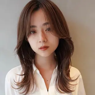 ロング カラー センターパート/ 暖色カラーayuのヘアスタイル