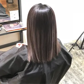 ミディアム カラー UMEDA FIGAROのヘアスタイル