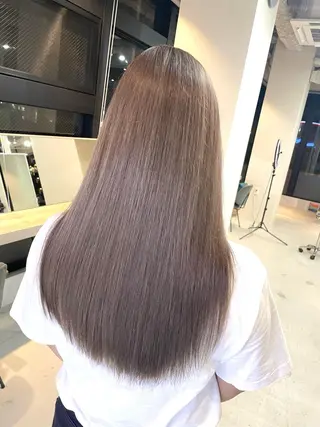 ロング カラー Lia所属・皆木 智晴のヘアスタイル