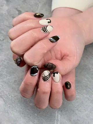 ネイル Roger 舞のネイルデザイン