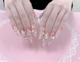 ネイル はぴねす所属・横浜 美夢のネイルデザイン