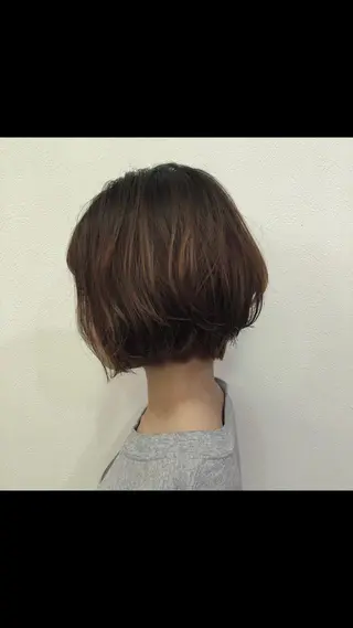 ショート 酸性縮毛矯正🧴韓国 レイヤー/髪質改善のヘアスタイル