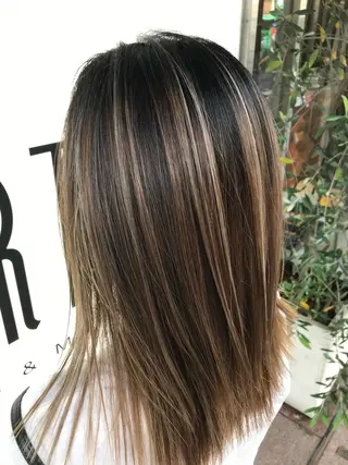 セミロング NYLON. 柏店所属・お悩み解決美容師🩷 ♠️ベテランそめやのヘアスタイル