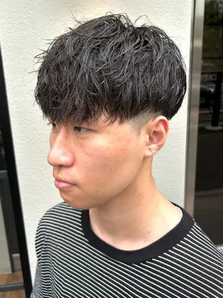 ミディアム パーマ 🔥メンズ専門🔥 塩拓巳のヘアスタイル