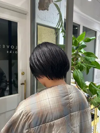 ショート LOVESTOIKE 井上つぐみ/透明感のヘアスタイル