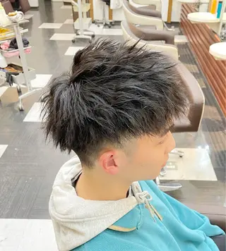 パーマ eat所属・市妙 瑠基のヘアスタイル