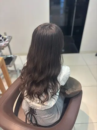 ロング パーマ 🌈コテ巻き風パーマ LOHASせいな🌈のヘアスタイル