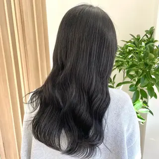 ロング カラー 色白に見える暗髪 梅田・増田のヘアスタイル