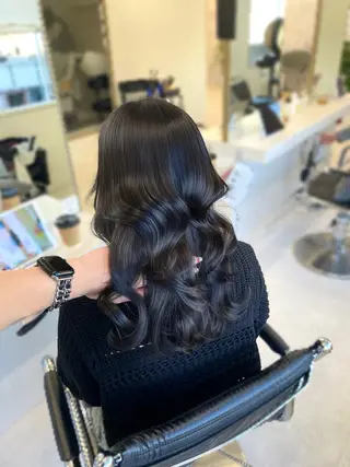 ミディアム カラー カラー特化/似合わせ / yui 🍒のヘアスタイル